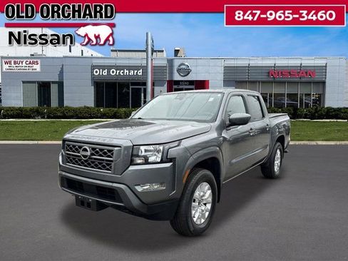 Used 2022 Nissan Frontier SV image 1