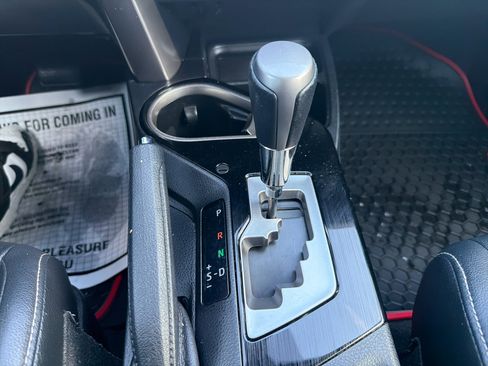 Used 2016 Toyota RAV4 Limited image 26