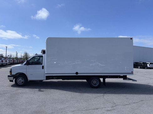 New 2025 GMC Savana 3500 w/ Power Convenience Package image 16