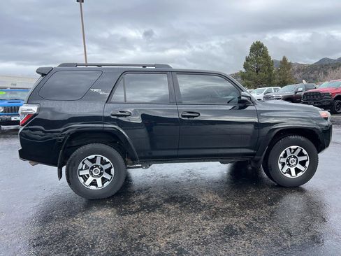 Used 2020 Toyota 4Runner TRD Off-Road Premium image 8