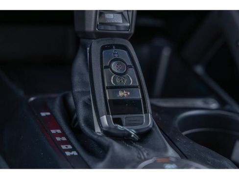 New 2025 Ford Bronco Badlands AWD/4WD image 36