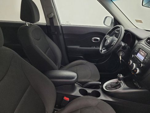 Used 2019 Kia Soul image 21