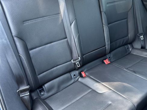 Used 2015 Volkswagen Golf TDI S image 14