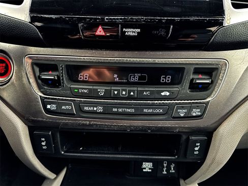 Used 2018 Honda Pilot EX-L image 18
