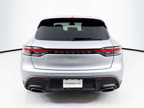 New 2026 Porsche Macan AWD/4WD image 10