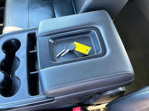 Used 2016 GMC Sierra 1500 SLE w/ SLE Value Package image 7