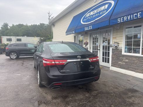 Used 2014 Toyota Avalon Limited FWD image 17