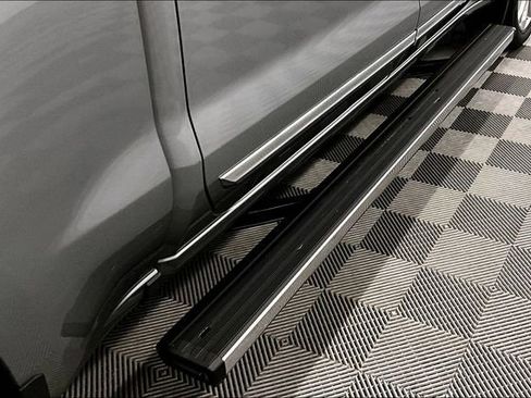 Used 2024 Chevrolet Silverado 1500 High Country w/ High Country Premium Package image 40