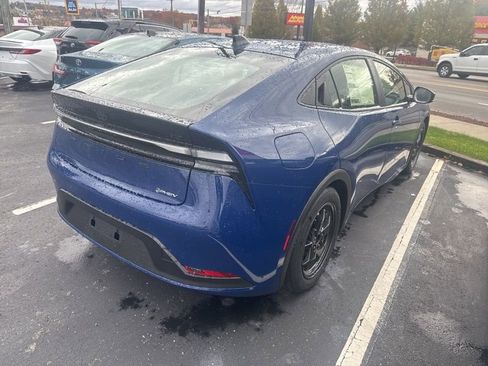 New 2026 Toyota Prius SE image 4