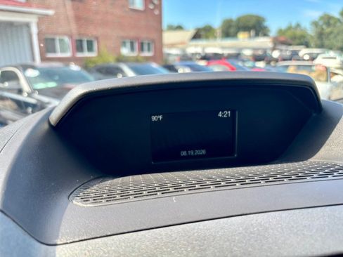 Used 2018 Ford Transit 250 148 Medium Roof RWD image 17