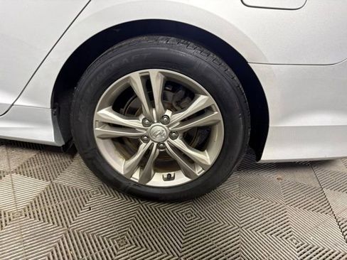 Used 2019 Hyundai Sonata Limited w/ Ultimate Package 04 image 25