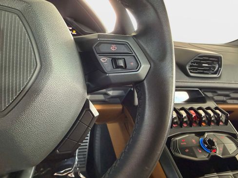 Used 2018 Lamborghini Huracan LP 580-2 image 46