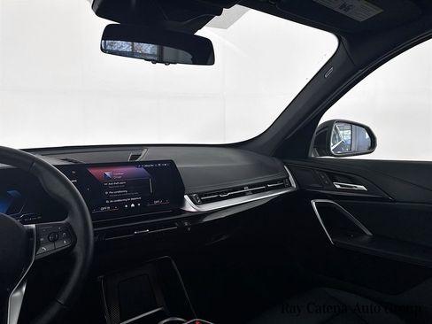 Used 2025 BMW X1 xDrive28i w/ Convenience Package image 23