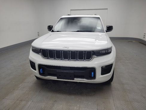 Used 2022 Jeep Grand Cherokee Overland w/ Luxury Tech Group IV image 15