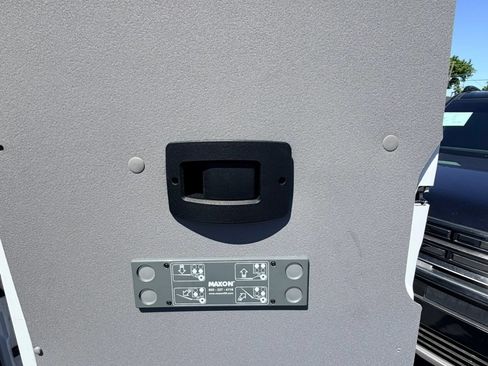 Used 2023 RAM ProMaster 2500 FWD image 24