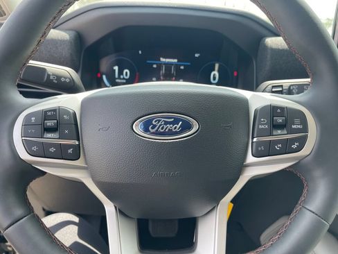 New 2026 Ford Explorer Active w/ Active Comfort Package AWD/4WD image 15