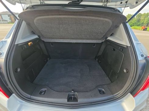 Used 2020 Chevrolet Trax LT w/ LT Convenience Package FWD image 30