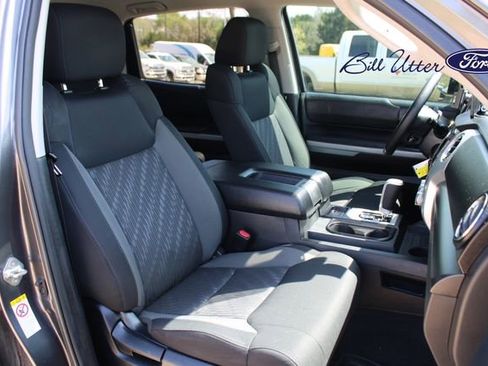 Used 2018 Toyota Tundra SR5 w/ SR5 Upgrade Package image 11