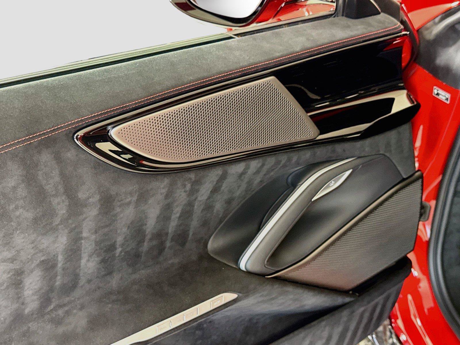 Used 2026 Ferrari Purosangue AWD/4WD image 12