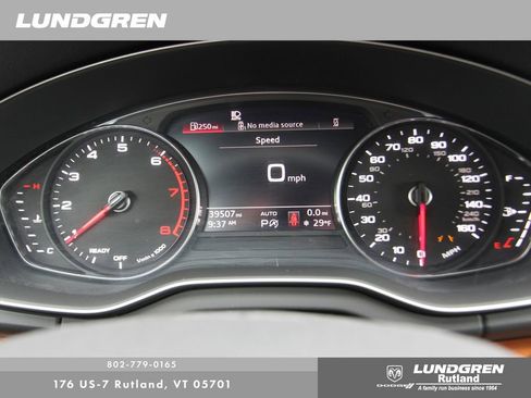 Used 2021 Audi Q5 2.0T Premium w/ Convenience Package image 16