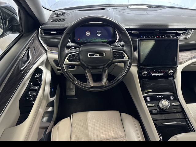 Used 2022 Jeep Grand Cherokee Overland w/ Advanced Protech Group III AWD/4WD image 15