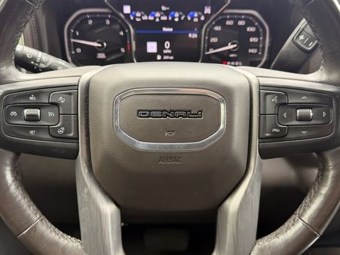Used 2021 GMC Sierra 2500 Denali w/ Denali Ultimate Package AWD/4WD image 21