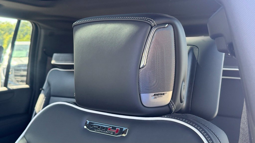 Used 2025 GMC Yukon XL AT4 Ultimate w/ LPO, Floor Liner Package AWD/4WD image 28