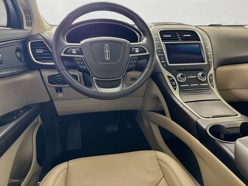 Used 2020 Lincoln Nautilus Reserve w/ Equipment Group 201A FWD image 23
