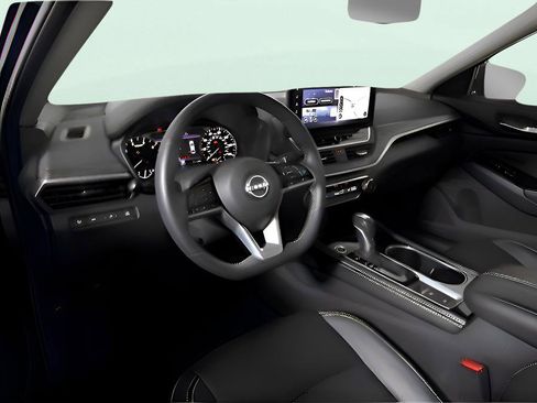 Used 2025 Nissan Altima 2.5 SL image 23