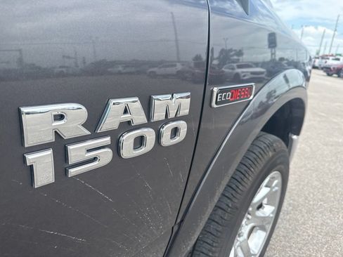 Used 2017 RAM 1500 Laramie w/ Convenience Group AWD/4WD image 6