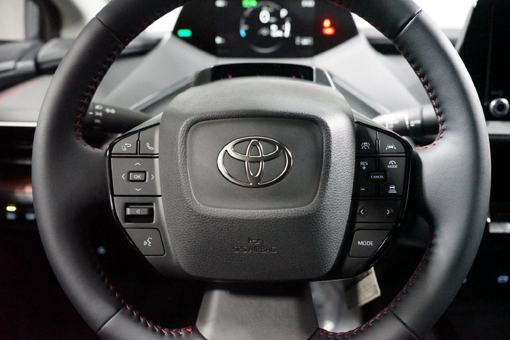 New 2027 Toyota Prius Plug-In Hybrid FWD image 12