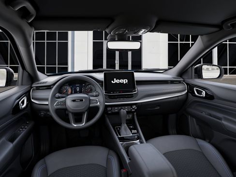 New 2026 Jeep Compass Latitude image 14
