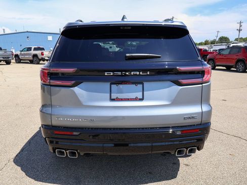 New 2027 GMC Acadia Denali Ultimate w/ LPO, Floor Liner Package AWD/4WD image 4