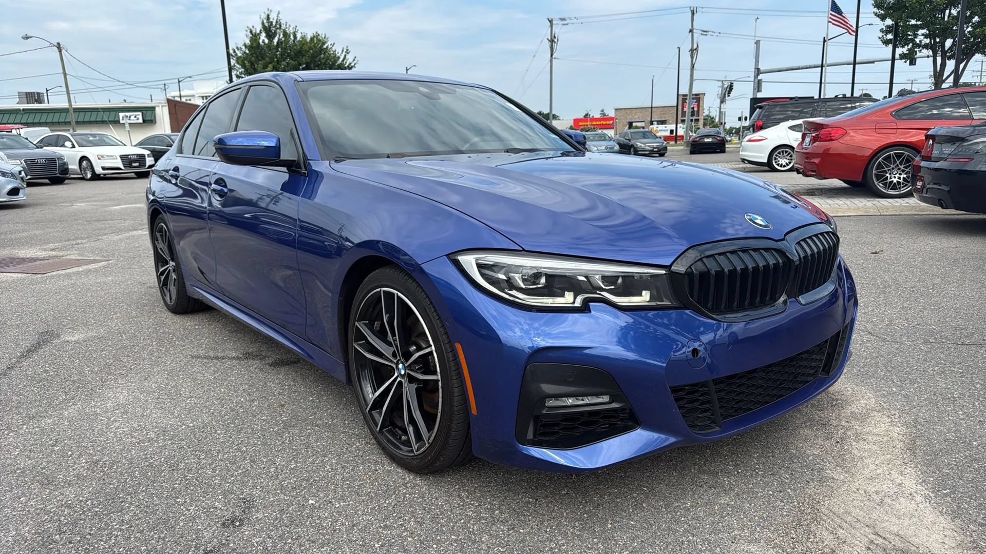 Used 2020 BMW 330i Sedan w/ M Sport Package RWD image 5
