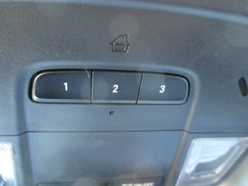 Certified 2023 Chevrolet Traverse RS w/ LPO, Floor Liner Package image 22