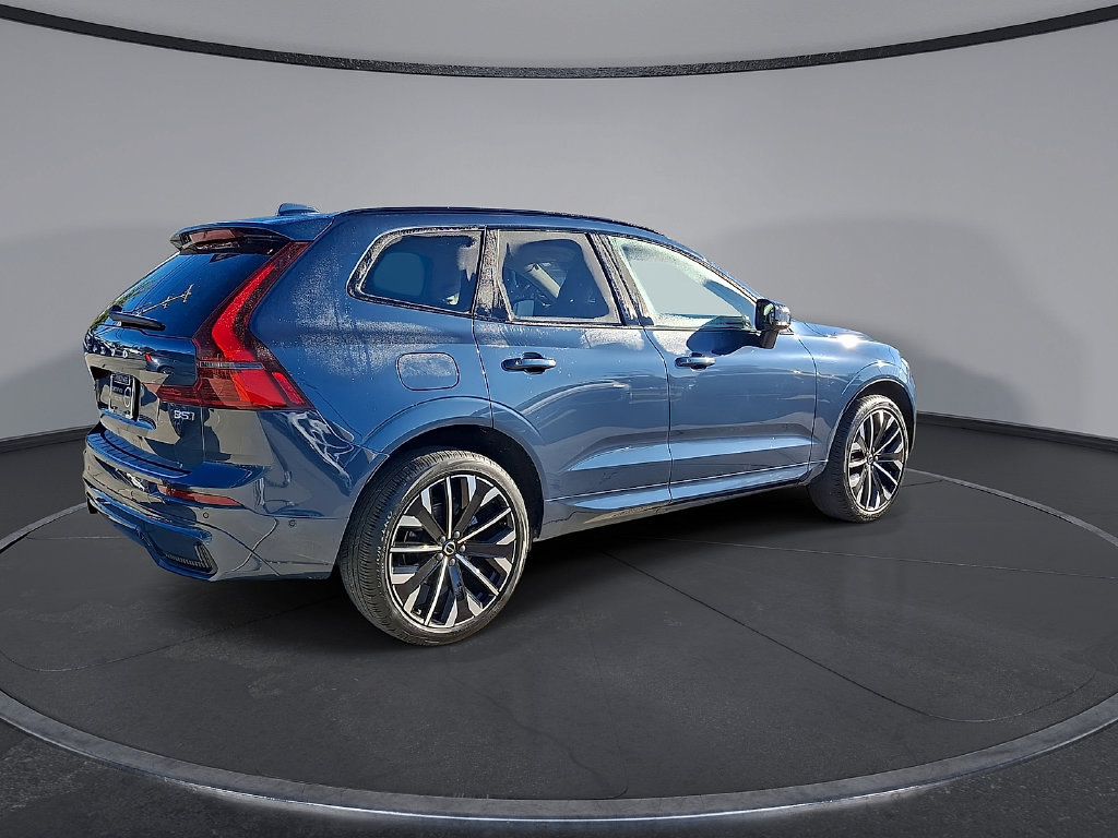 Certified 2026 Volvo XC60 B5 Ultra AWD/4WD image 7