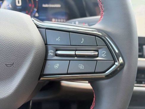 New 2026 Chevrolet Equinox RS w/ Convenience Package III FWD image 26