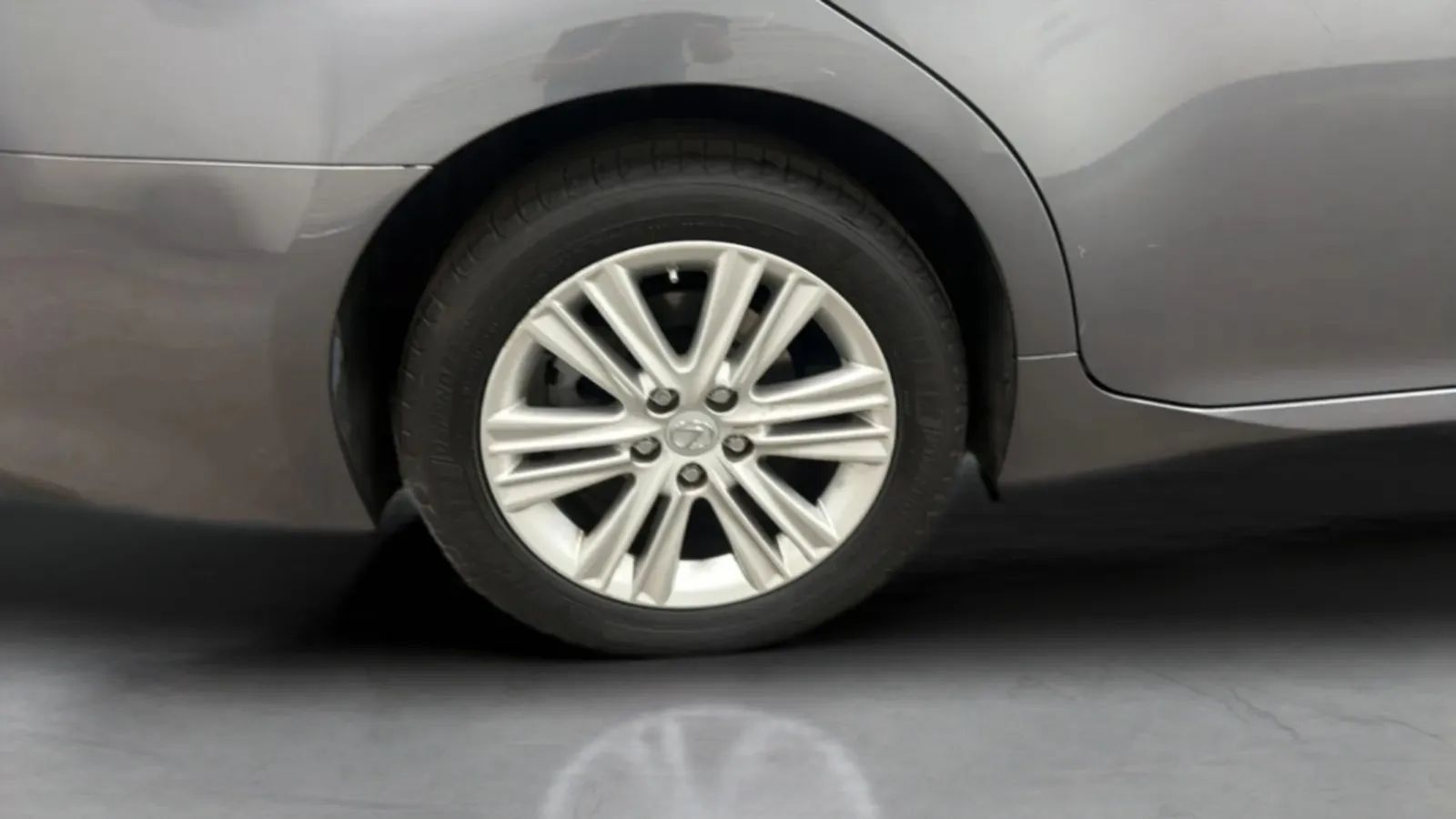 Used 2014 Lexus ES 350 w/ Premium Package FWD image 26