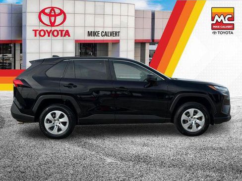 Certified 2025 Toyota RAV4 LE FWD image 6