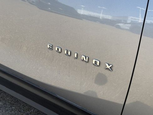 Used 2023 Chevrolet Equinox LS FWD image 13