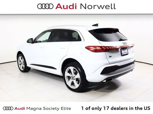 Certified 2025 Audi Q5 Premium w/ Premium Plus AWD/4WD image 14