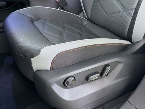 New 2026 Volkswagen Atlas Peak Edition image 22