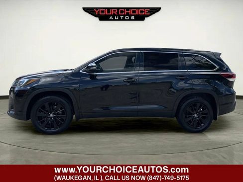 Used 2019 Toyota Highlander SE AWD/4WD image 2