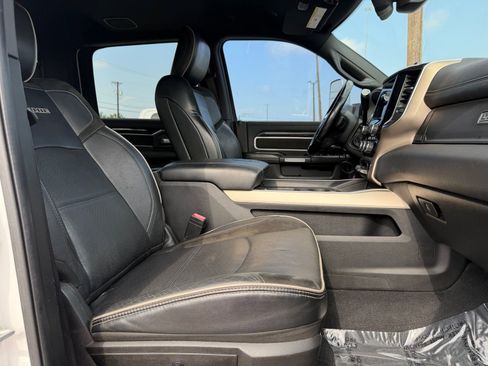 Used 2019 RAM 3500 Laramie AWD/4WD image 23