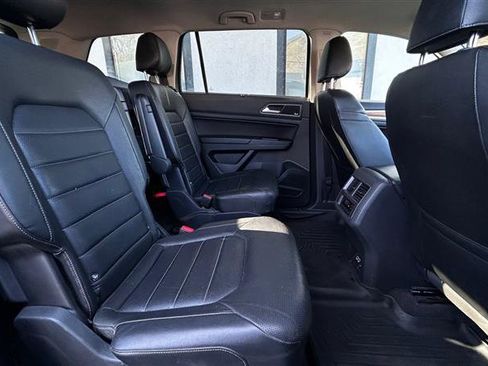 Used 2019 Volkswagen Atlas SEL Premium image 17