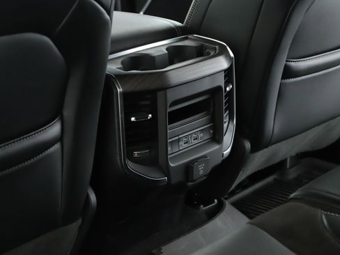 Used 2025 RAM 1500 Laramie w/ Sport Appearance Package AWD/4WD image 6