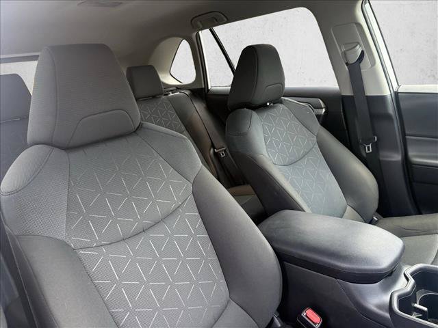 Certified 2025 Toyota RAV4 XLE AWD/4WD image 28