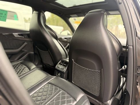 Used 2018 Audi S4 Premium Plus w/ Navigation Package image 17