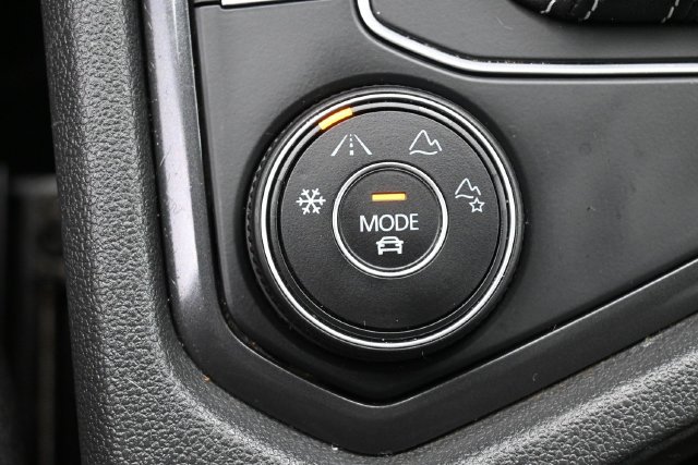 Used 2021 Volkswagen Tiguan SEL Premium R-Line AWD/4WD image 27