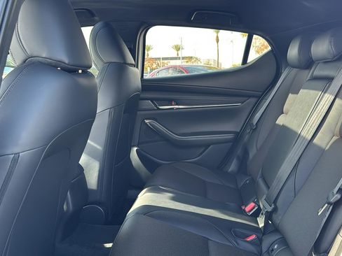 New 2026 MAZDA MAZDA3 Hatchback w/Premium Plus Pkg image 23
